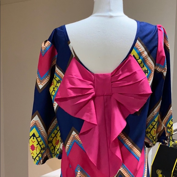 Put a bow 🎁 on it and it is pretty - Picture 2 of 7